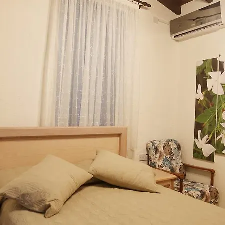 Cypriot Swallow Boutique Hotel Nicosia Kamer foto