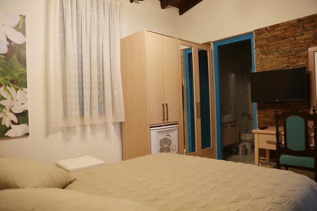 Bed & Breakfast Cypriot Swallow Boutique Nicosia
